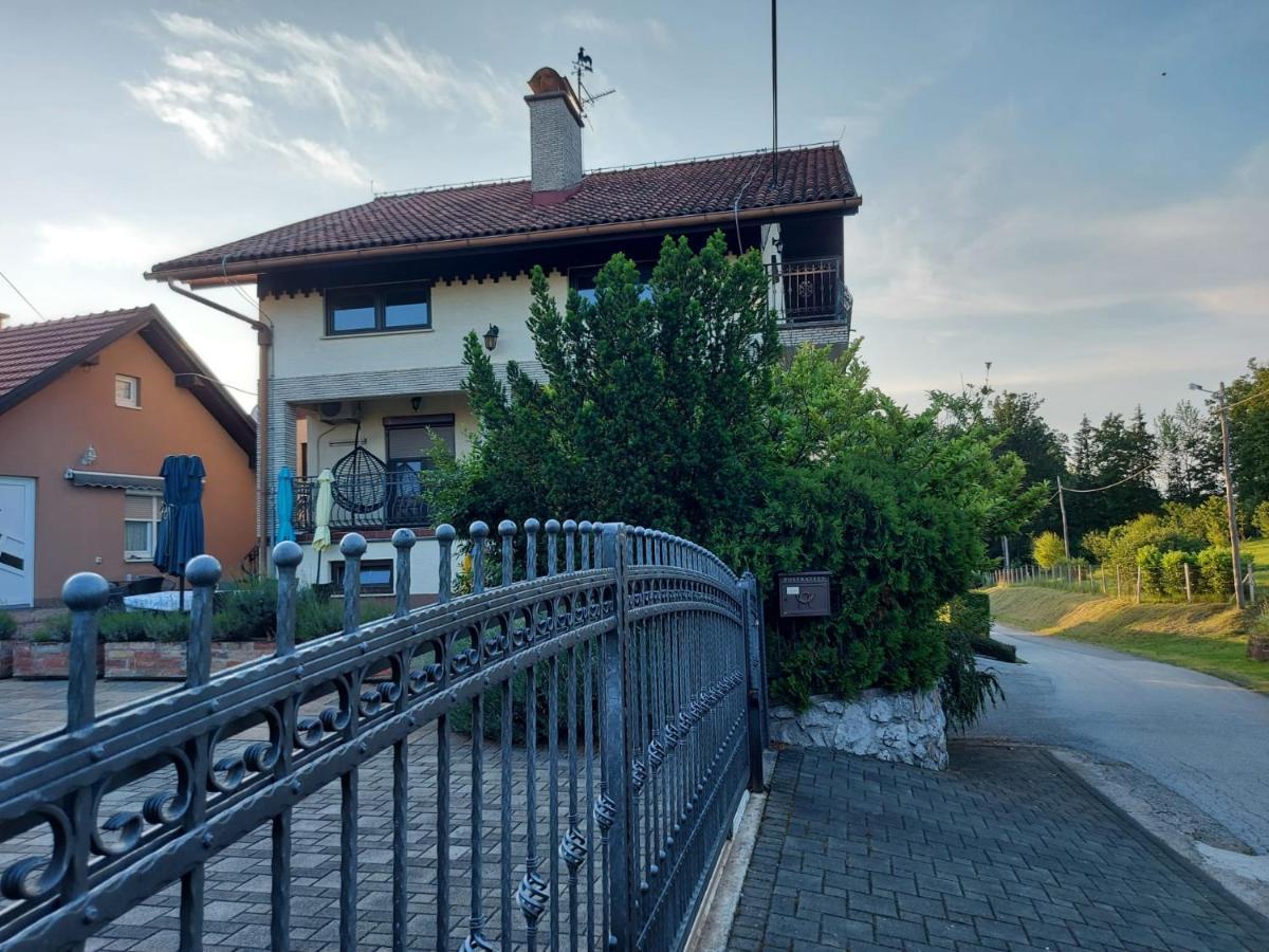 Apartman Nada Ozalj Eksteriør billede
